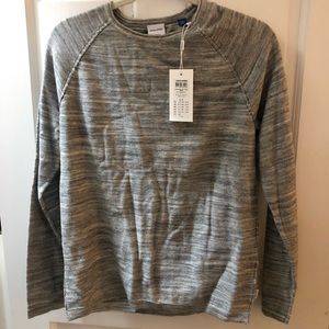 Never been worn Sweater